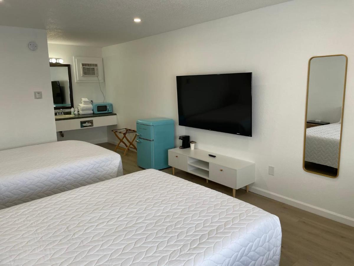 Poolside Double Rooms Lake City Extérieur photo
